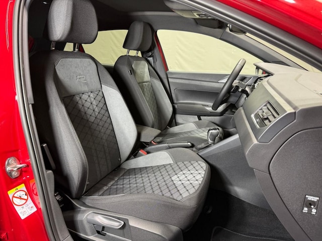 Volkswagen Polo 1.0 TSI DSG R-Line