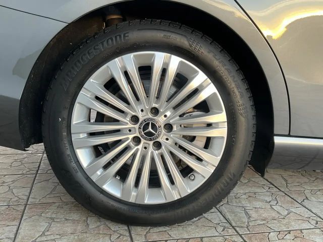 Mercedes-Benz C 220 AVANTGARDE C 220 d Sedan