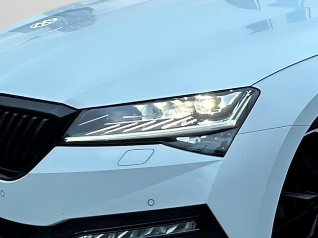 Skoda Superb 2.0 TDI Combi Sportline