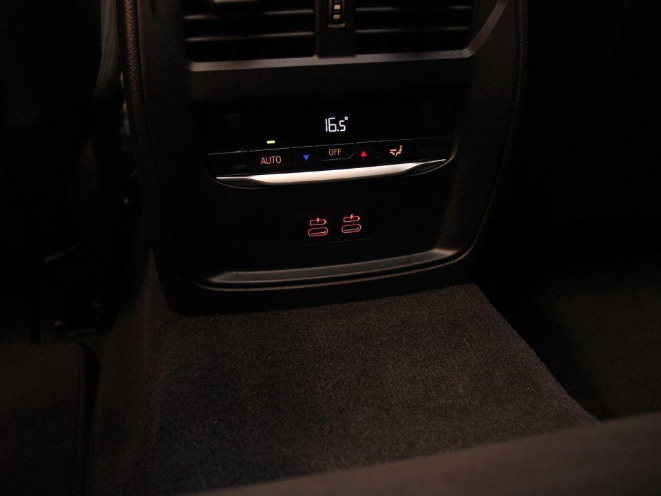 BMW 320 320d Touring