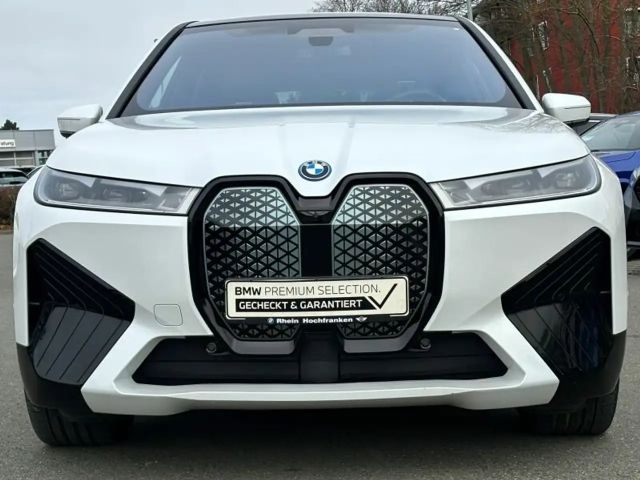 BMW iX xDrive50