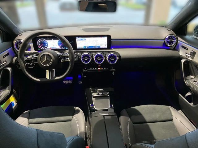 Mercedes-Benz A 180 AMG Line