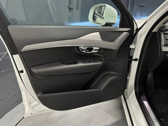 Volvo XC90 AWD Momentum