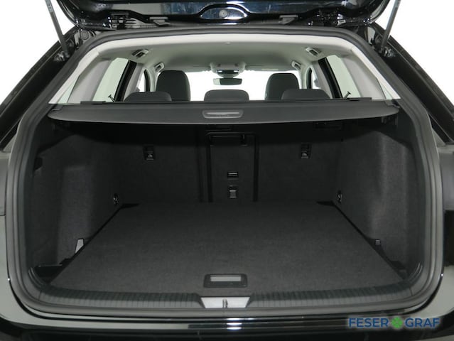 Volkswagen Golf 1.5 TSI DSG Life Variant