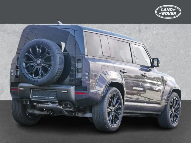 Land Rover Defender 110