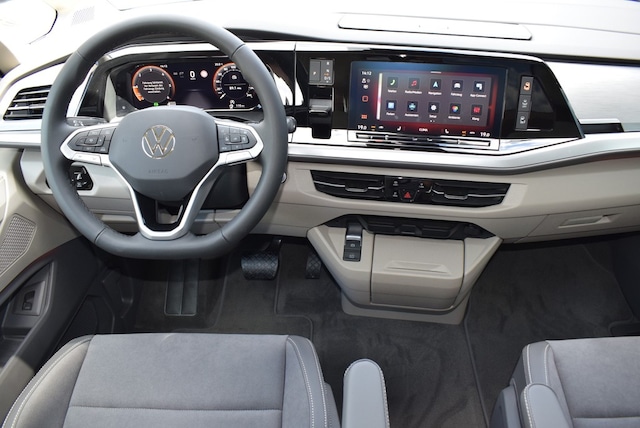 Volkswagen Multivan 2.0 TDI DSG Lang T7