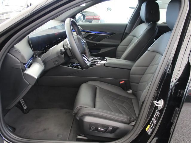 BMW i5 M60 Sedan xDrive