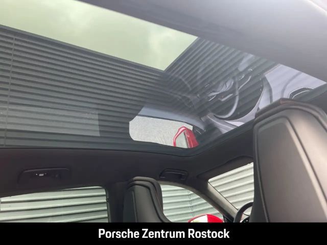 Porsche Taycan GTS Sport Turismo