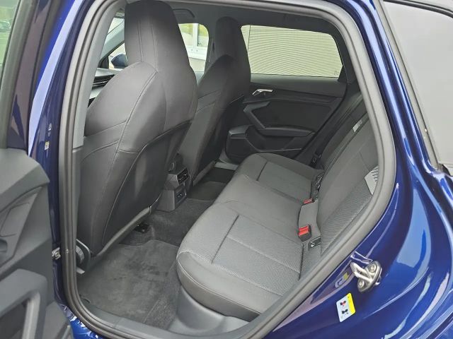 Audi A3 30 TDI S-Line Sedan Sportback