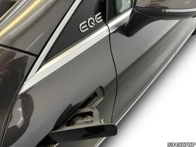 Mercedes-Benz EQE 350 Electric Art Sedan