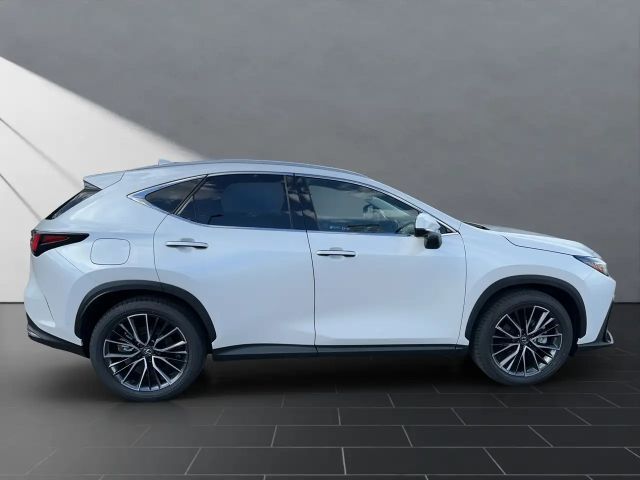 Lexus NX 450h Luxury Line