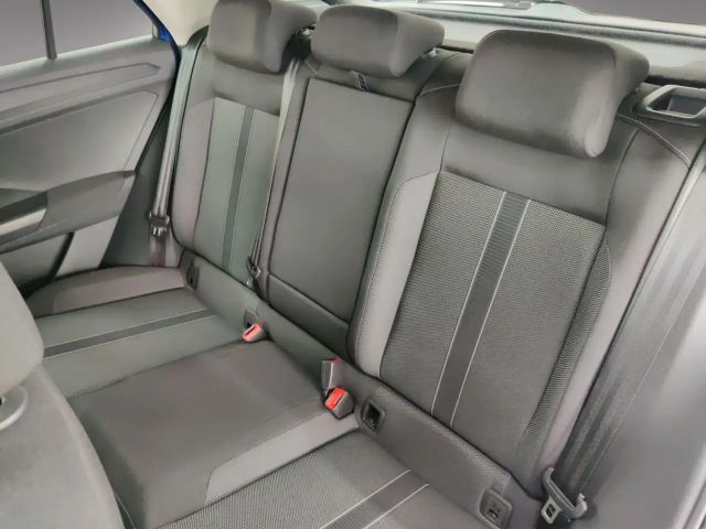 Volkswagen T-Roc 1.5 TSI DSG Life