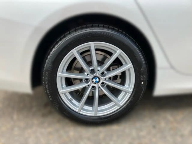 BMW 320 320d Touring xDrive