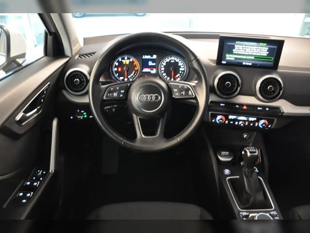 Audi Q2 30 TFSI S-Line