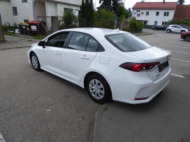Toyota Corolla 1,5 Sedan