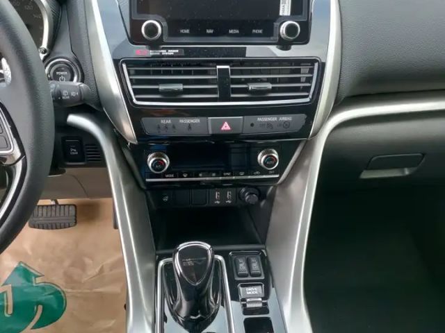 Mitsubishi Eclipse Cross 4WD PHEV