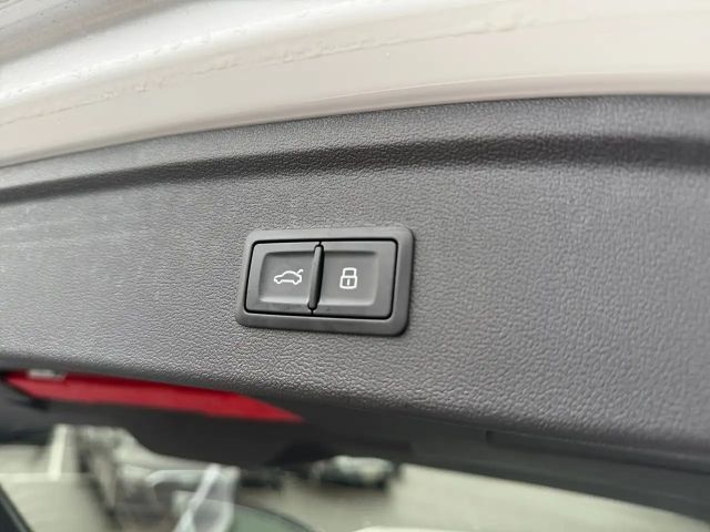 Audi A3 30 TFSI Sedan