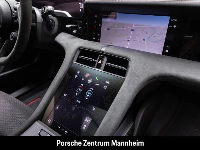 Porsche Taycan GTS Sport Turismo