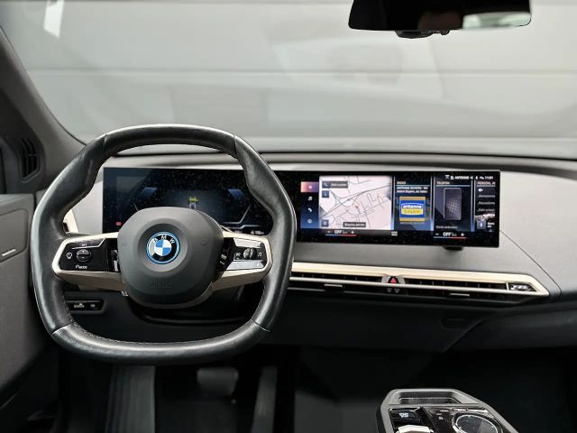 BMW iX xDrive50