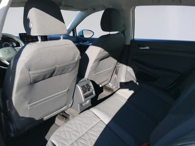 Volkswagen Golf 1.5 TSI Golf VIII Life