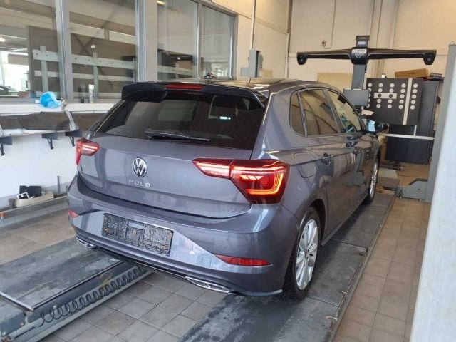 Volkswagen Polo 1.0 TSI DSG R-Line