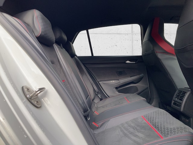 Volkswagen Golf 2.0 TSI Golf VIII