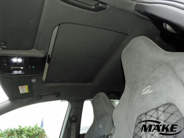 Volkswagen Golf 2.0 TSI 4Motion IQ.Drive R-Line