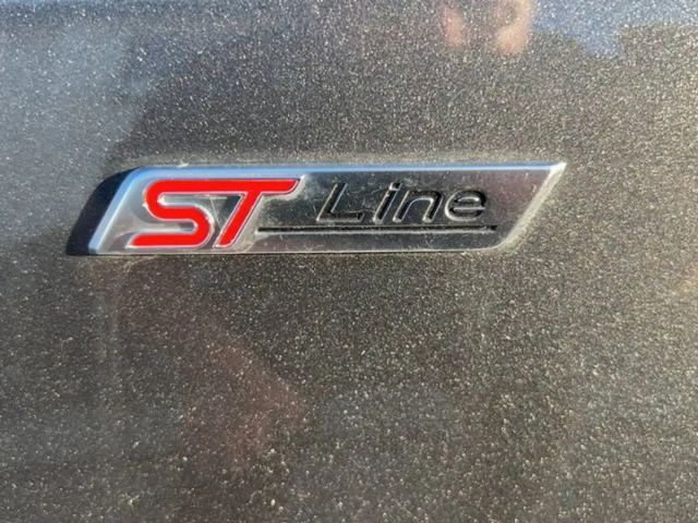 Ford Focus ST Line Wagon