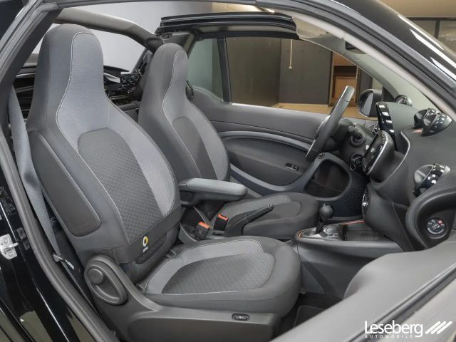 Smart EQ fortwo Cabrio Passion