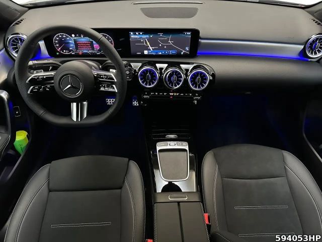 Mercedes-Benz A 200 AMG Line