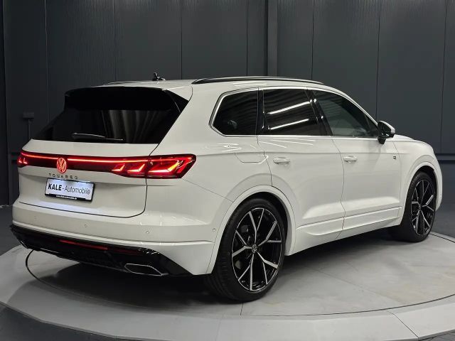 Volkswagen Touareg 4Motion R-Line