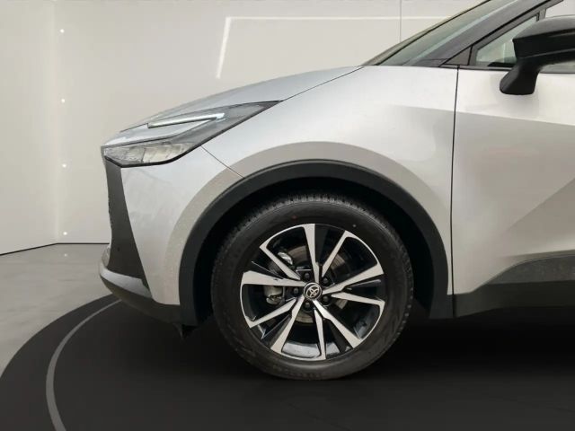 Toyota C-HR Team D