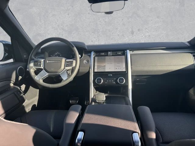 Land Rover Discovery AWD Dynamic SE