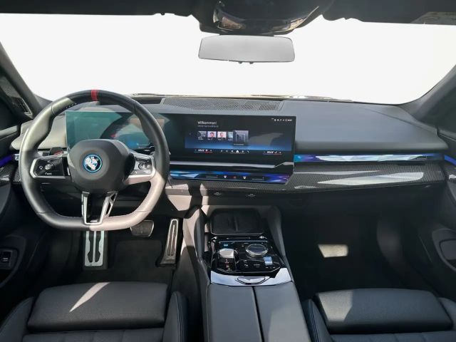 BMW i5 M60 Sedan