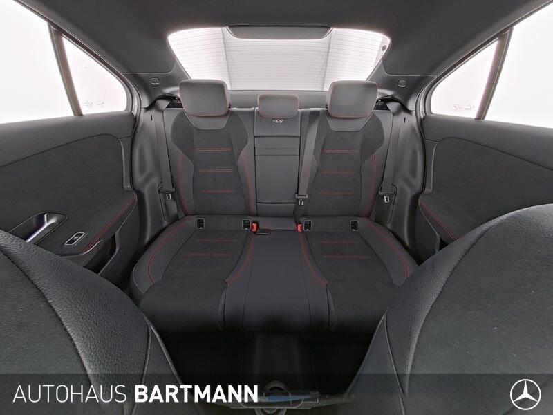Mercedes-Benz A 250 4MATIC AMG Line