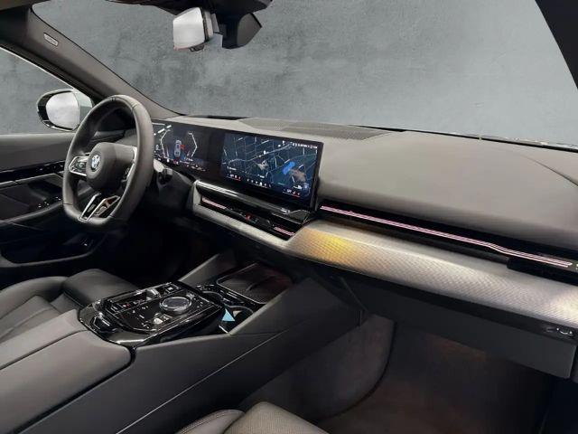 BMW 520 520d M-Sport Touring xDrive