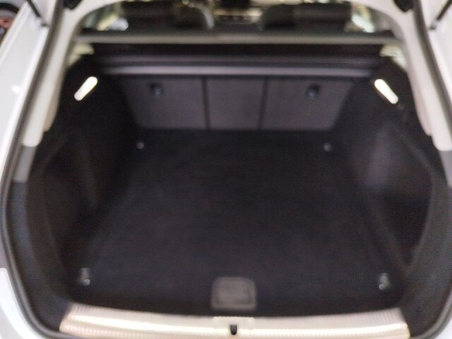 Audi A4 40 TFSI Avant S-Tronic