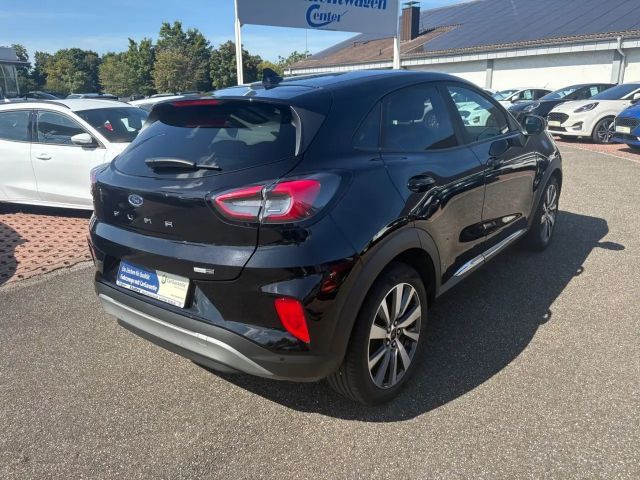 Ford Puma EcoBoost Titanium