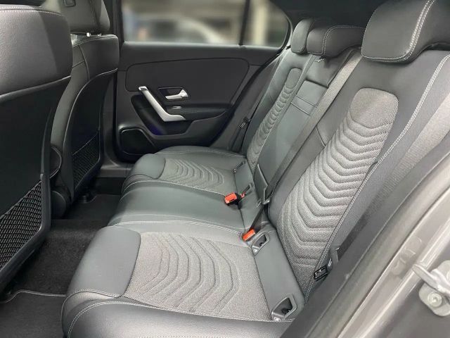 Mercedes-Benz A 180 Progressive