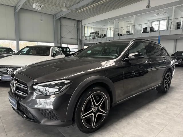 Mercedes-Benz E 200 4MATIC Estate