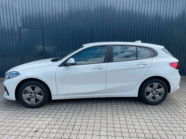 BMW 116 116i 5-deurs Sedan