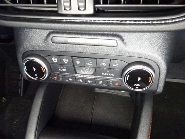 Ford Kuga Hybrid ST Line