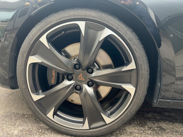 Cupra Leon 2.0 TSI DSG VZ