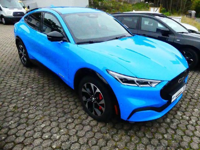 Ford Mustang Mach-E AWD