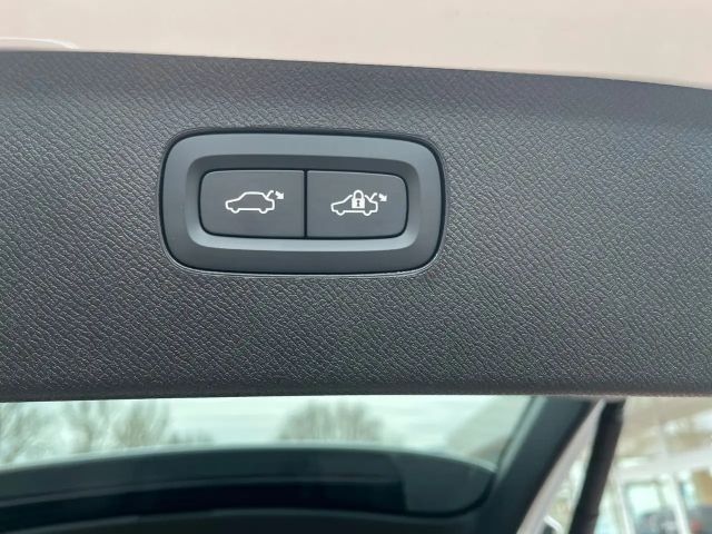 Volvo XC90 AWD Dark Plus T8