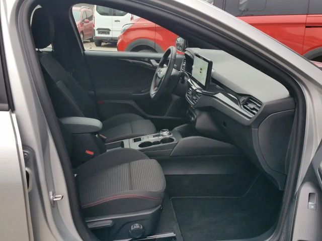 Ford Focus ST Line Wagon