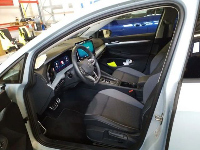 Volkswagen Golf 1.5 eTSI DSG Golf VIII