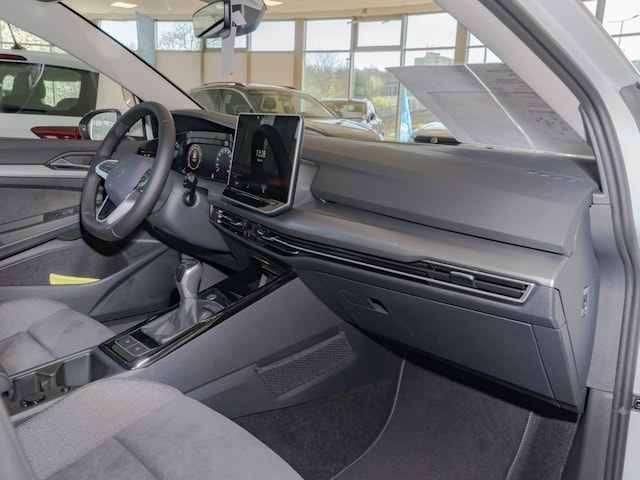 Volkswagen Golf Style