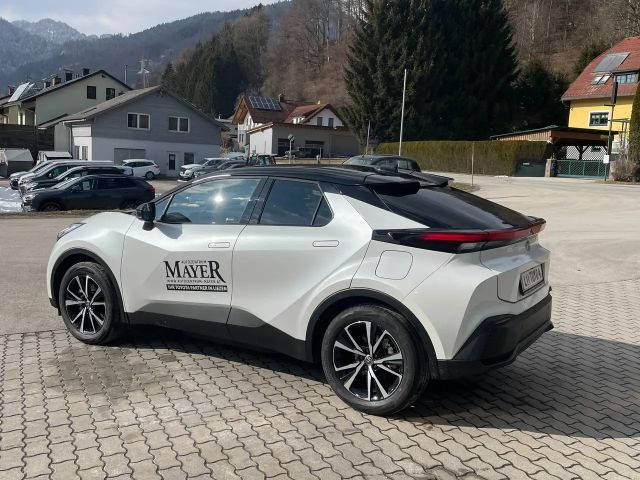 Toyota C-HR Active Hybride Plug-in