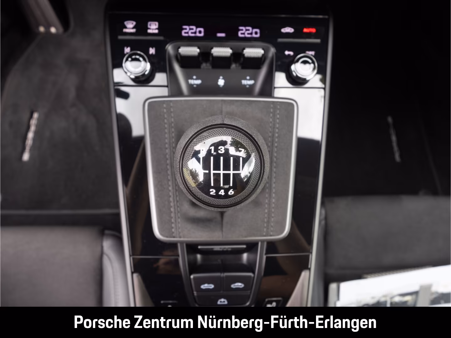 Porsche 911 4 992 Cabriolet Carrera GTS